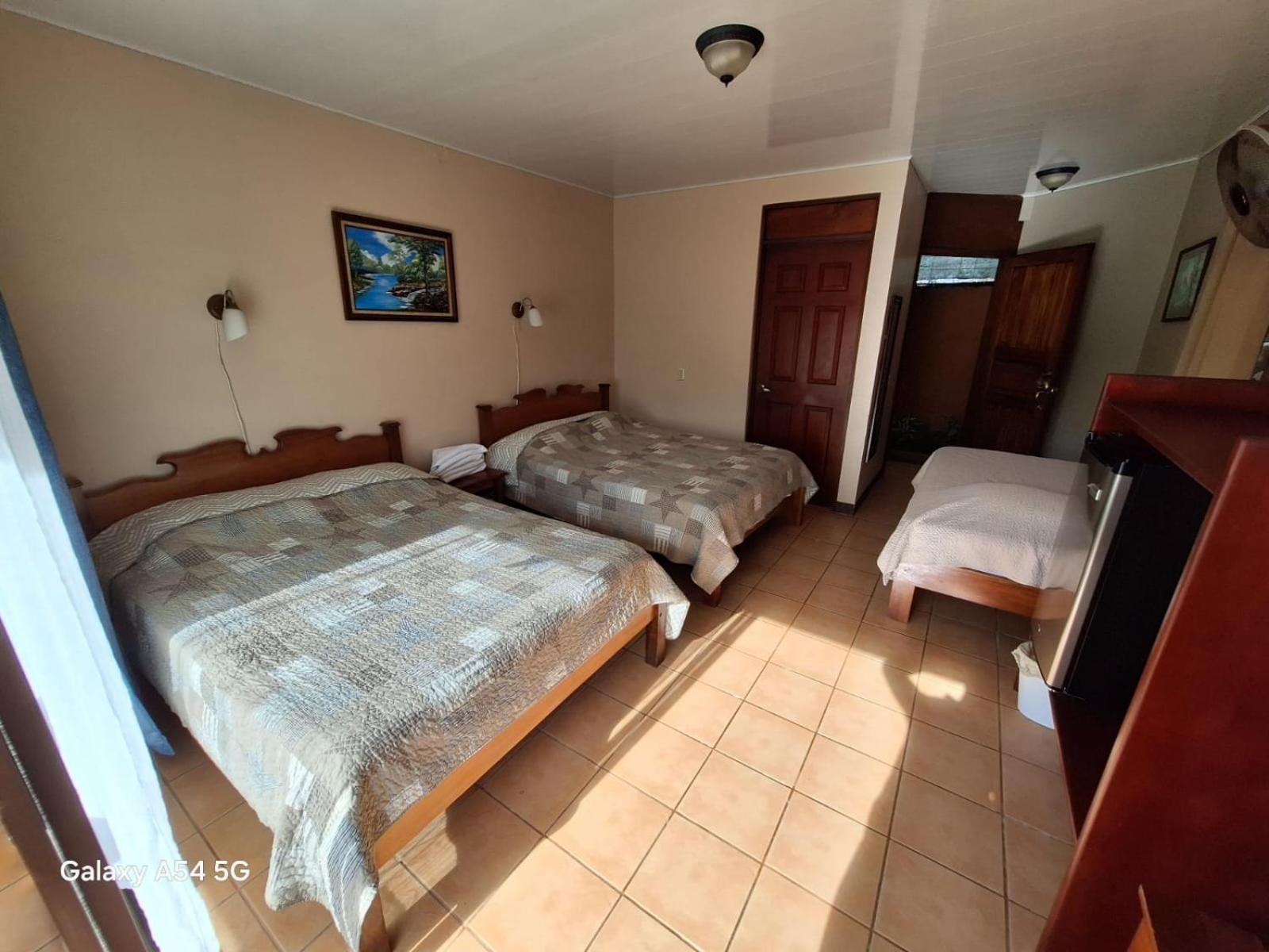 Iris Arenal Hotel La Fortuna Kültér fotó